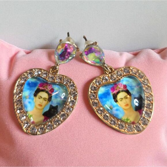 Frida Kahlo Heart-Shaped Gold Tone Crystal Accent Earrings - Picture 2 of 2